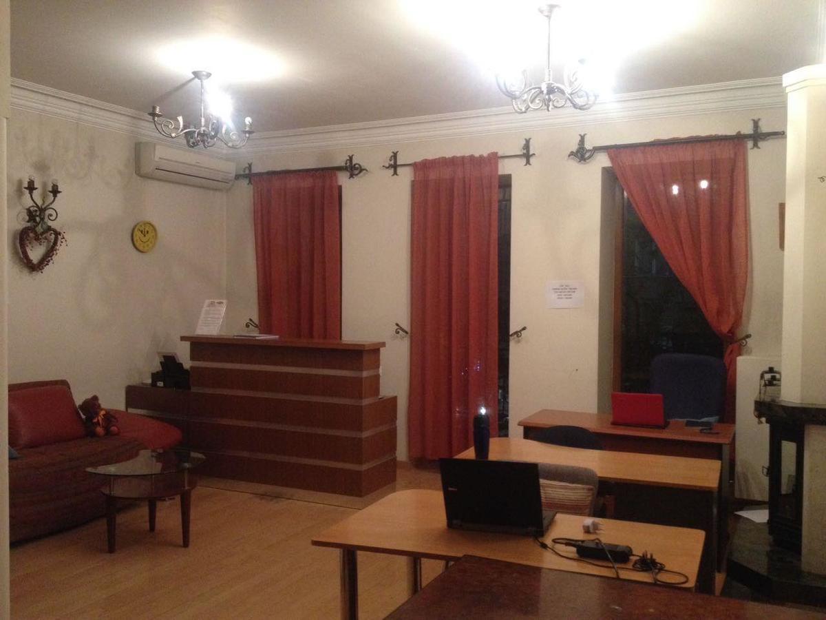 Little Manila Hostel & Tours N Ave Yerevan Luaran gambar